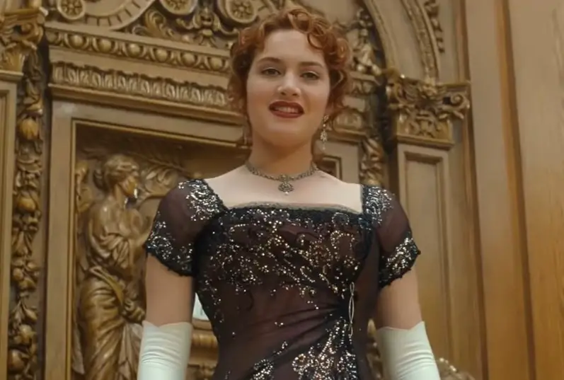 What Size Dress Did Kate Winslet Wear in Titanic